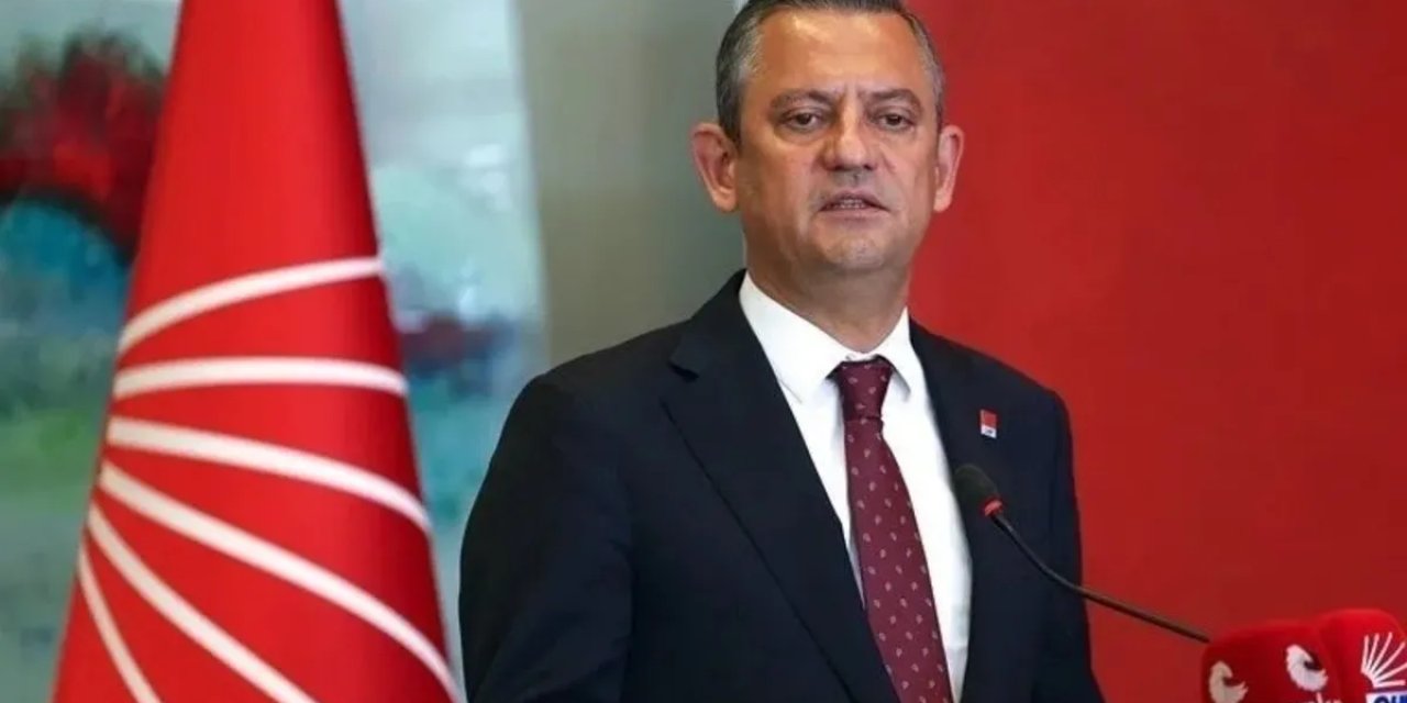 Memurlar İçin Önemli Gelişme: 18 Maddelik Talep Listesi CHP Lideri Özgür Özel’e Sunuldu