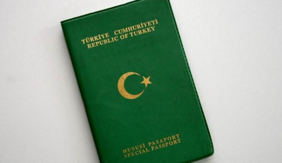 Hangi derece ve kademedeki memur Hususi Damgalı Pasaport (yeşil pasaport) alabiliyor?