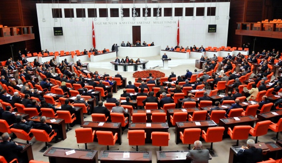 Uzman jandarma, uzman çavuş ve uzman erbaşların özlük hakları Meclis'te görüşüldü